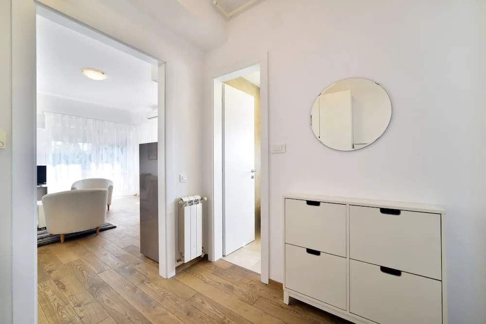 Maja Superior Apartment with Balcony