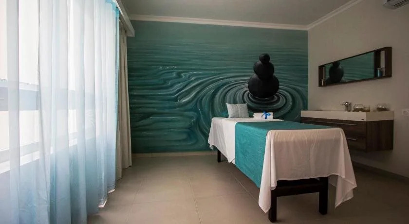 Tiduca Hotel