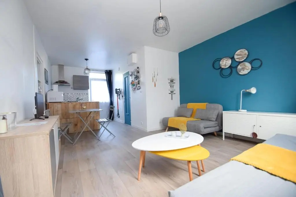 Grand studio au coeur de Dinard à 1min du marché et 6min plage de l'Écluse