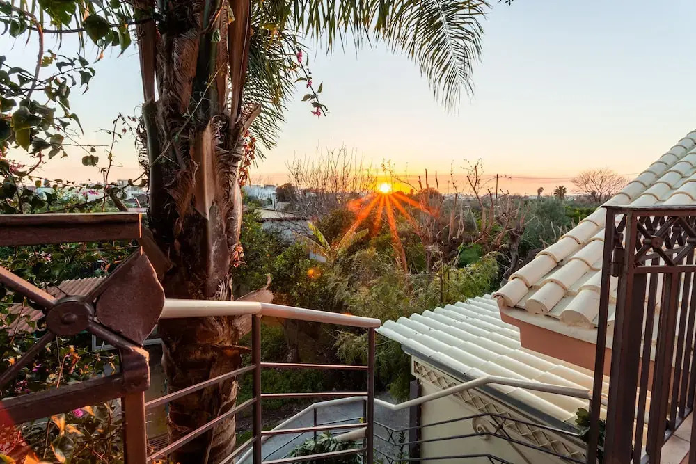 Bougainvillea house with view near the beach