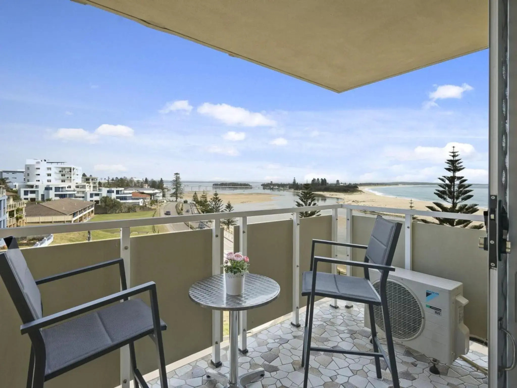 Tasman Towers - Unit 13