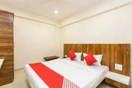 Virat Hotel And Restaurant by OYO Rooms