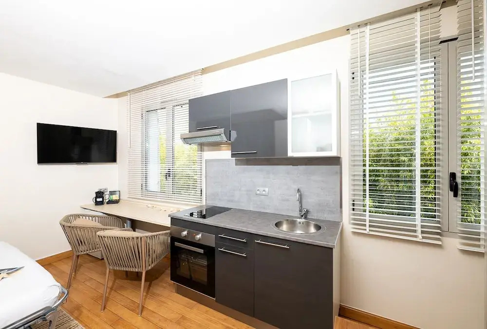 Studio Mandara Beach Bungalow, Cote d'Azur