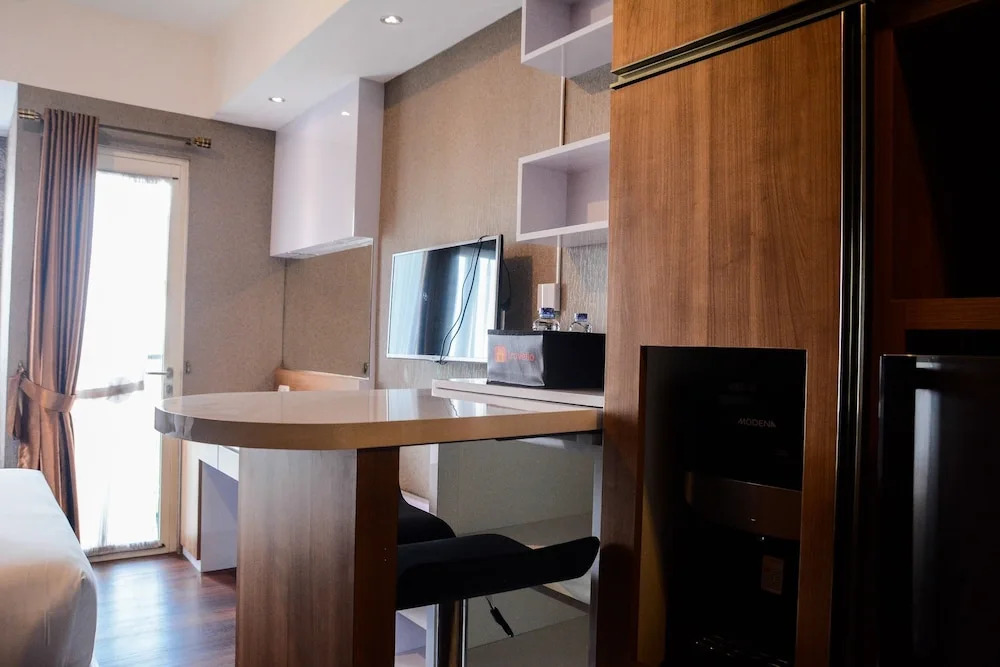 Comfortable Studio The Oasis Lippo Cikarang Apartment