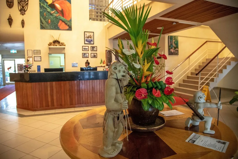 Bird Of Paradise Hotel