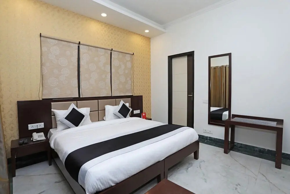 Hotel Tulip Suites By OYO Rooms