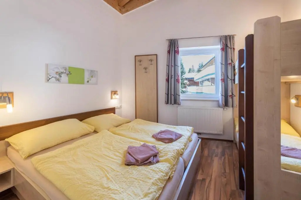 Sommer Chalet Central Top CC7