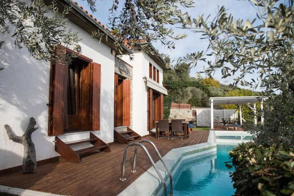 Elia Pilio Villas