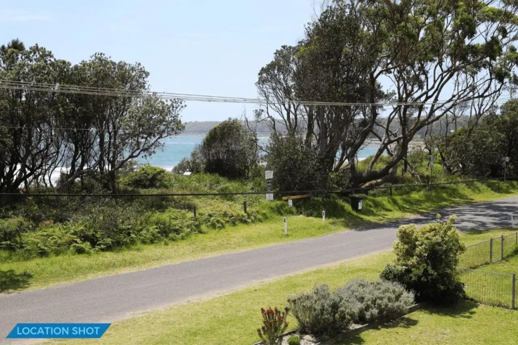 The Crescent at Currarong I Pet Friendly Beachfront