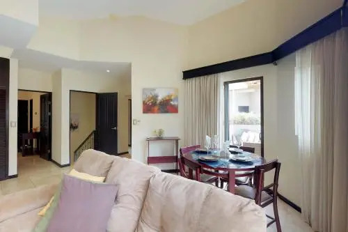 The Cove 3/4