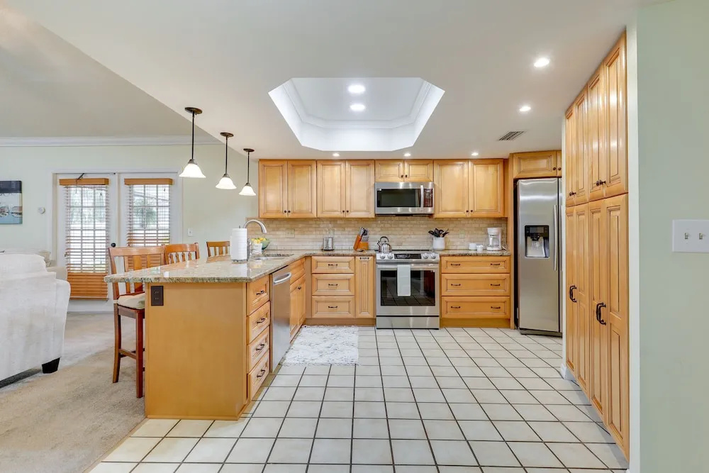 Valrico Vacation Rental 15 Mi to Tampa