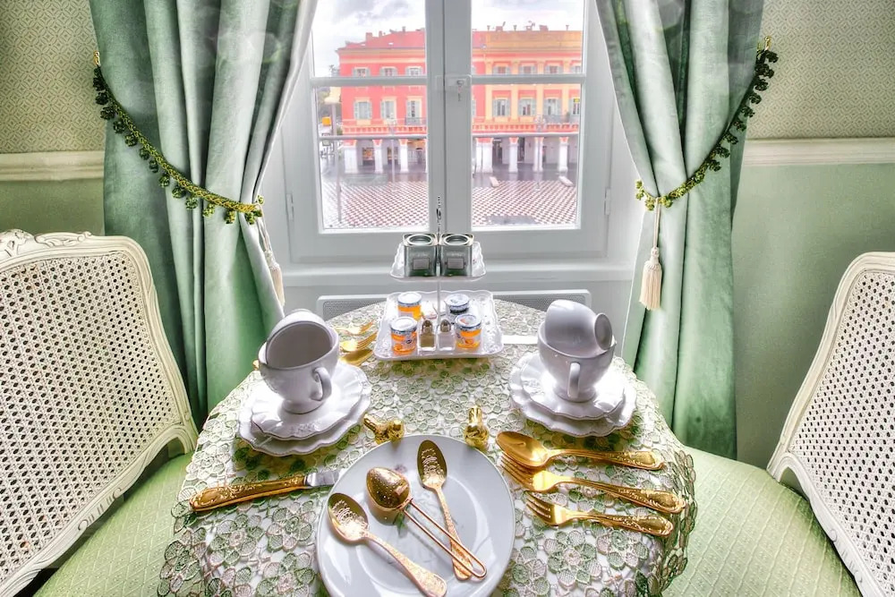 ABA Luxury B&B Sasu
