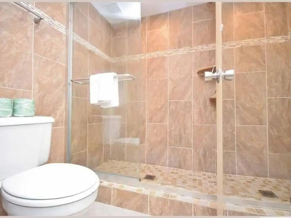 Ocean Village Club P14