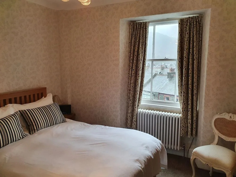 Strathmore Guest House