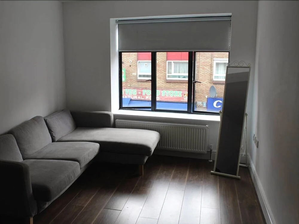 Zone 1 Hoxton 2 Bedroom Flat