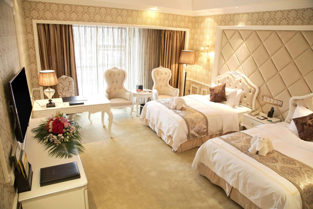 Clarion Hotel