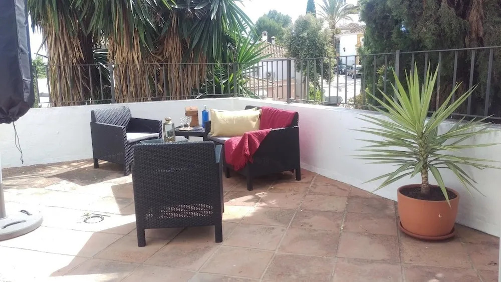 Spacious Family Benahavis Retreat