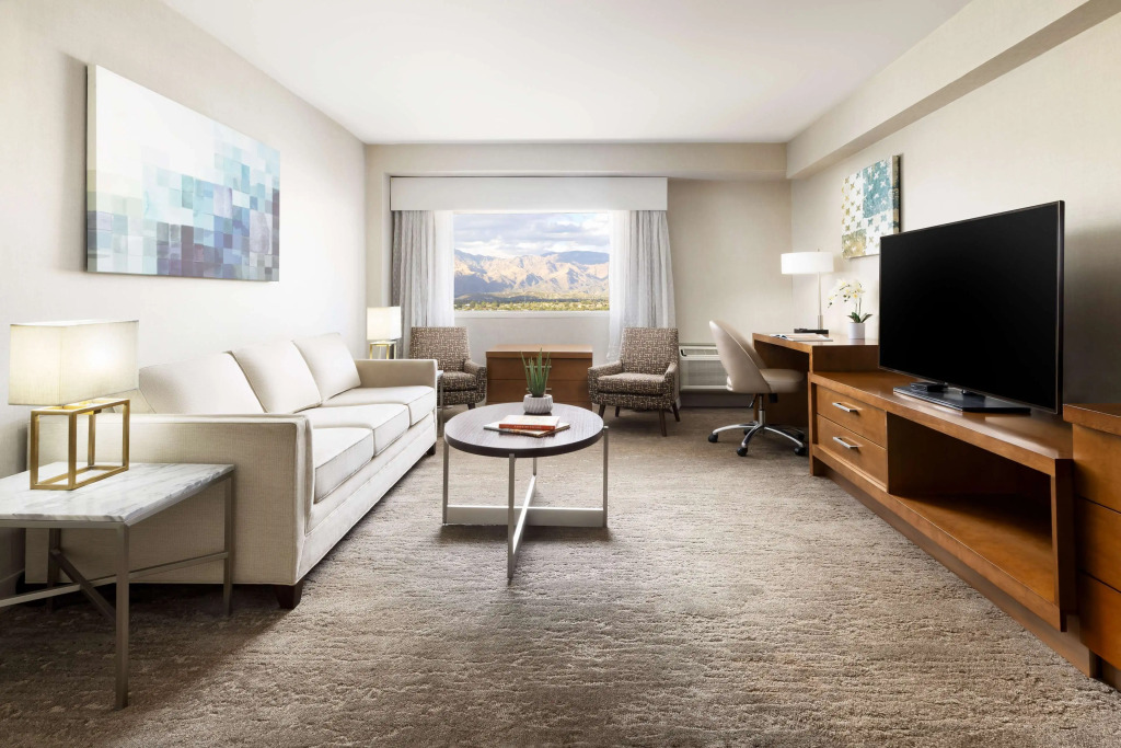 Hilton Tucson East