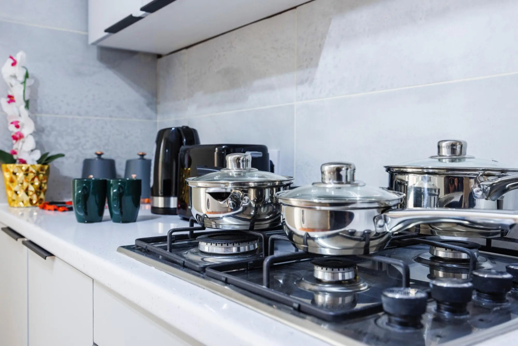 East Croydon Home - Contractors