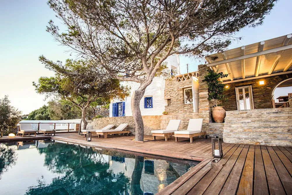 Zen Blue Mills - luxury villa in Kea