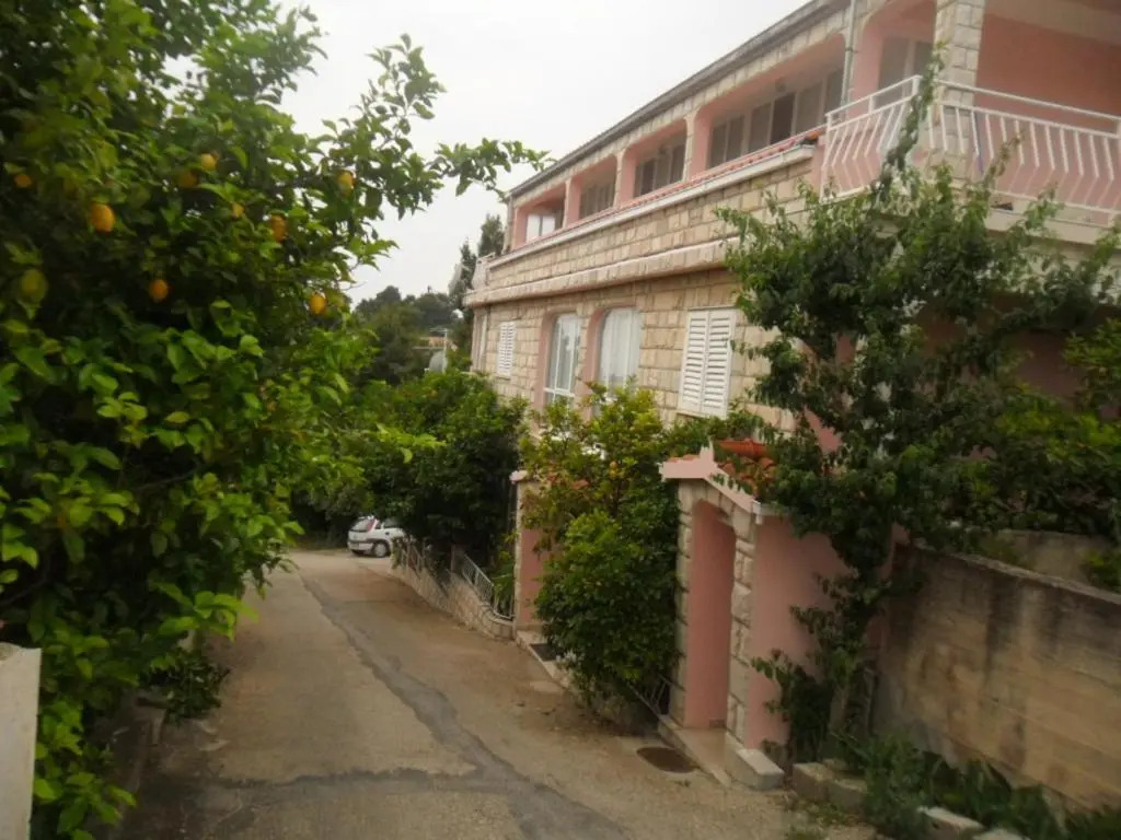 Danko Apartments