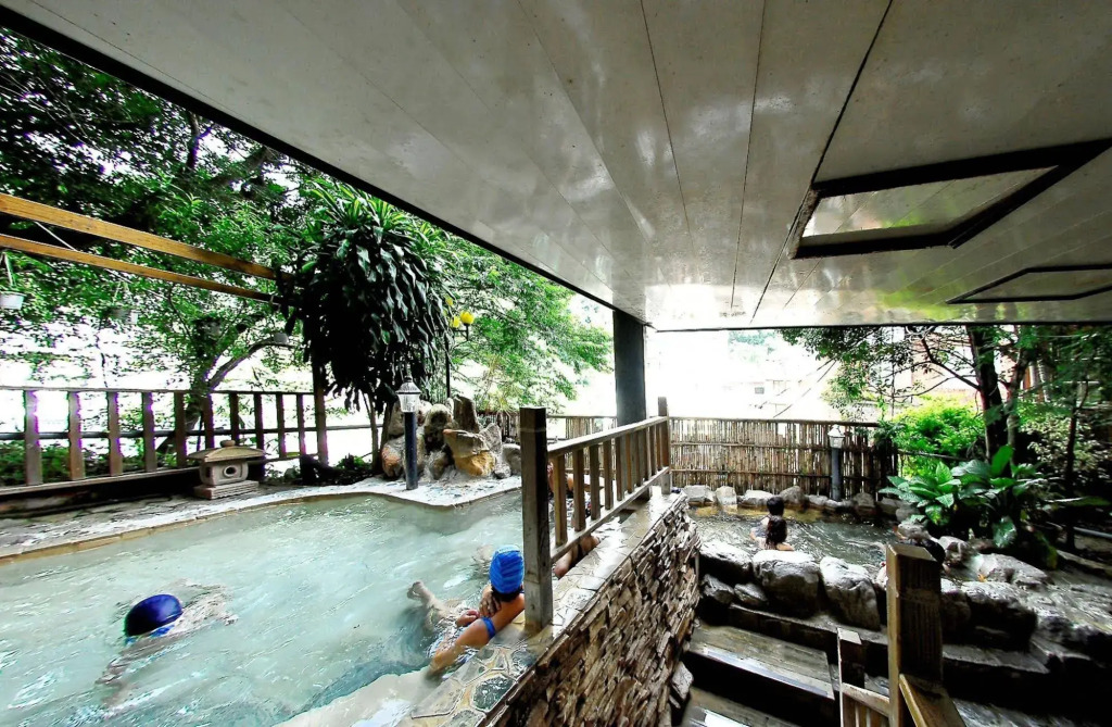 Green City Hotel