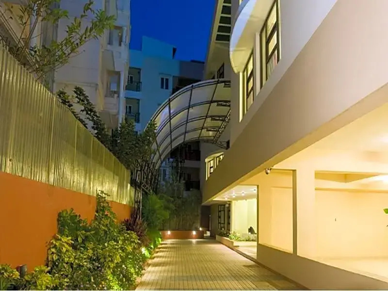 Pearl Suites