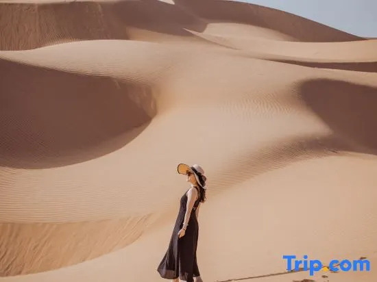 Shapotou No.66 Desert Camping hotel