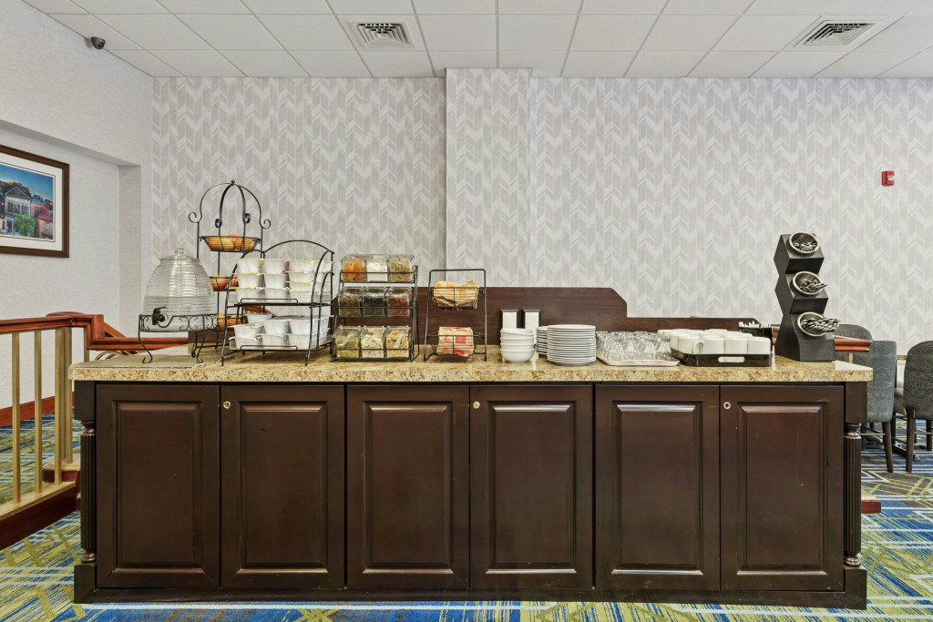 The Hotel Warner