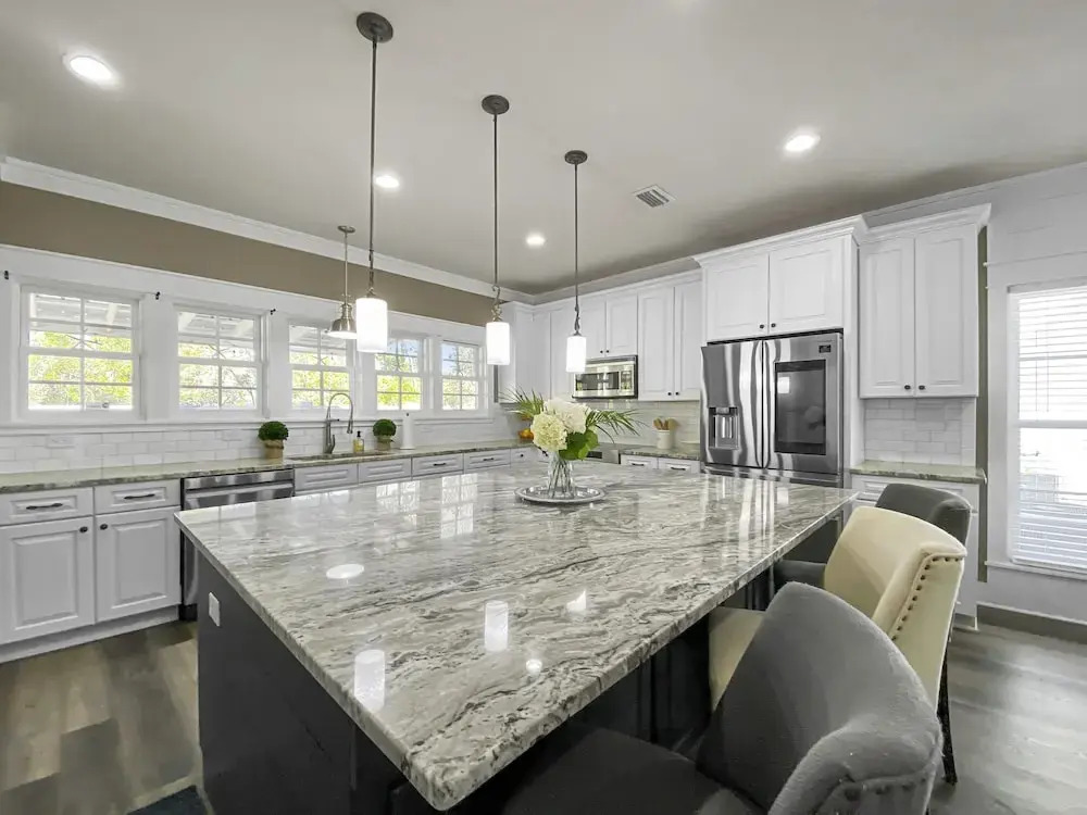 Magnolia Manor 5 Bedroom Home by RedAwning