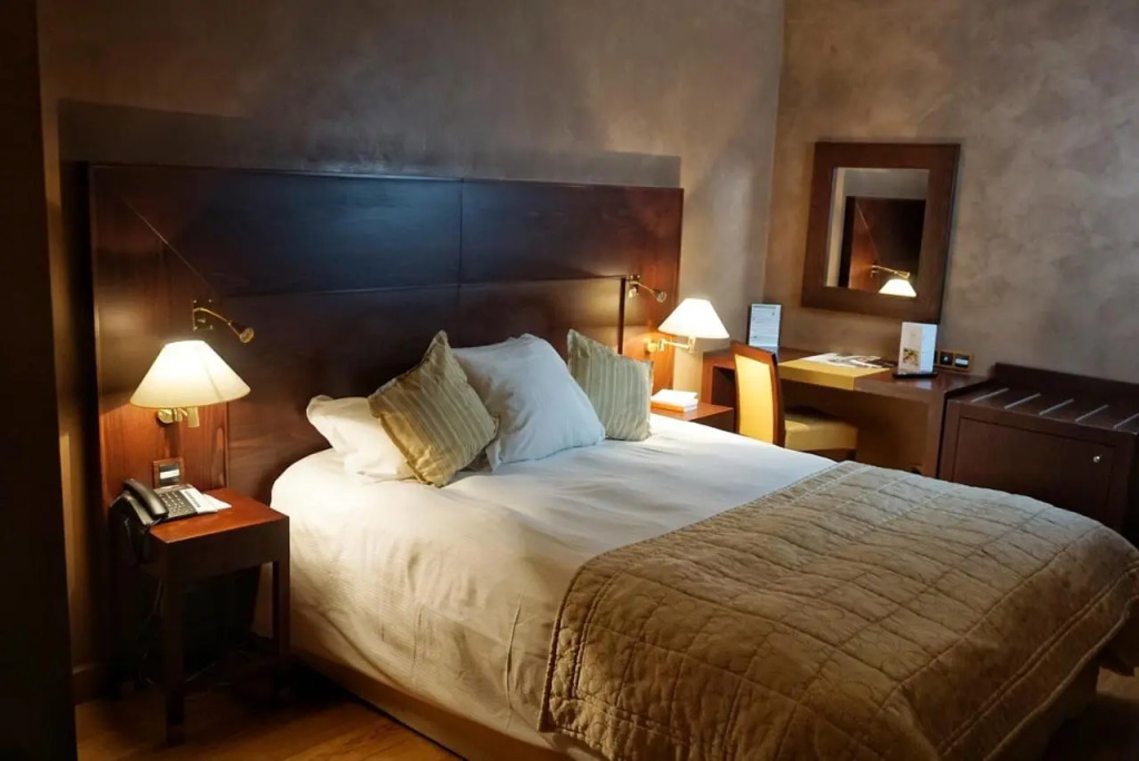 Hotel & Restaurants - Maison Chabran