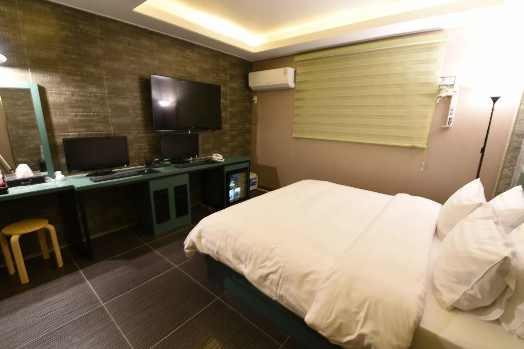 Hotel Yaja Jecheon Station