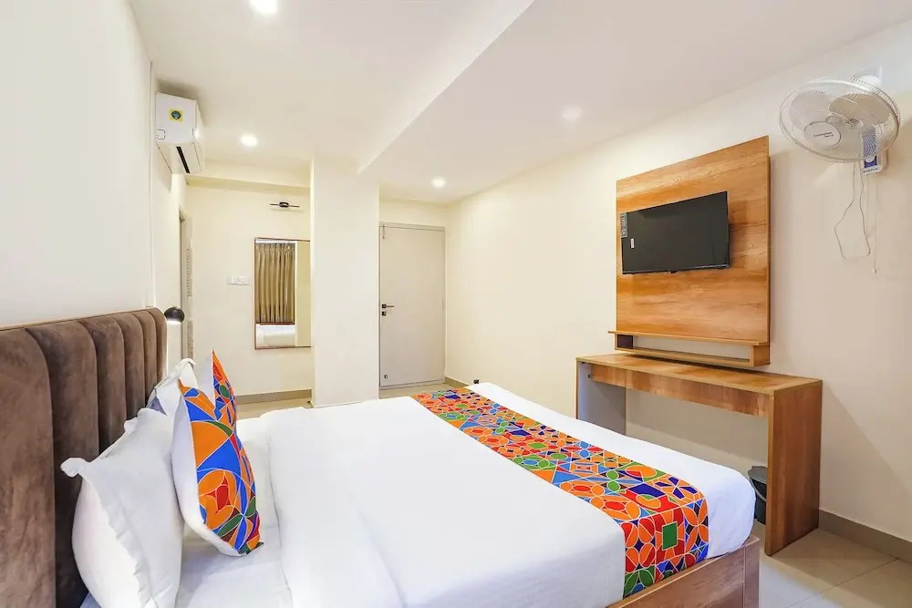 FabHotel Indian Suites - Near ITPL Main Road, Brookefield