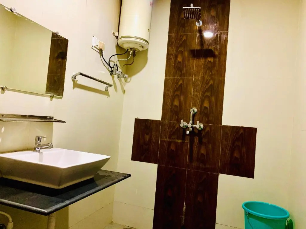 Hotel Reliance