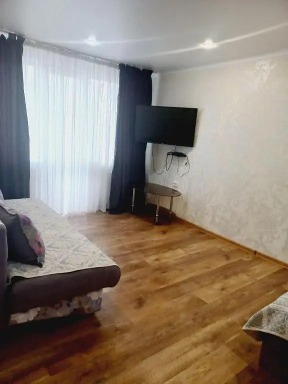 Apartment in center, International 32