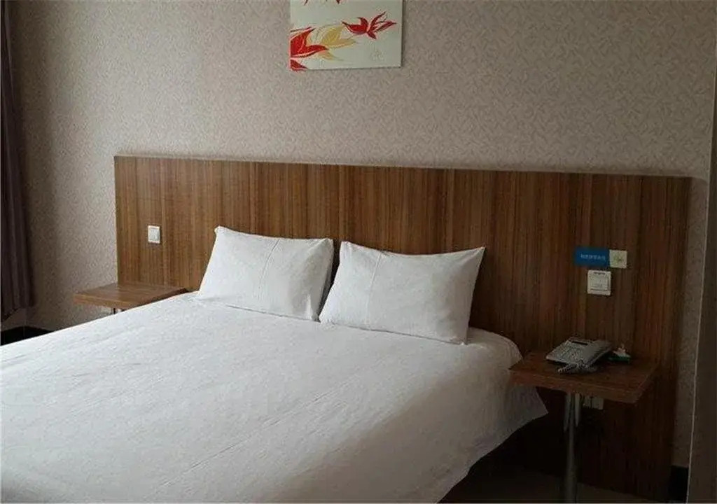Yake E-Home Kuaijie Hotel Luquan Branch