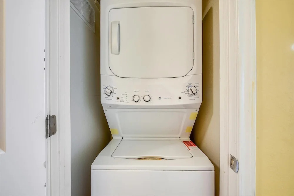 Shores Of Panama 821-2 Bd/3ba, Sleeps 8! Updated, No Carpet! Free Fun! 2 Bedroom Condo by RedAwning