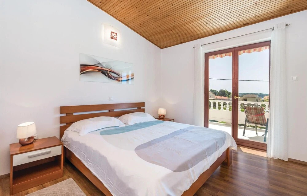 Gorgeous Home In Banjol