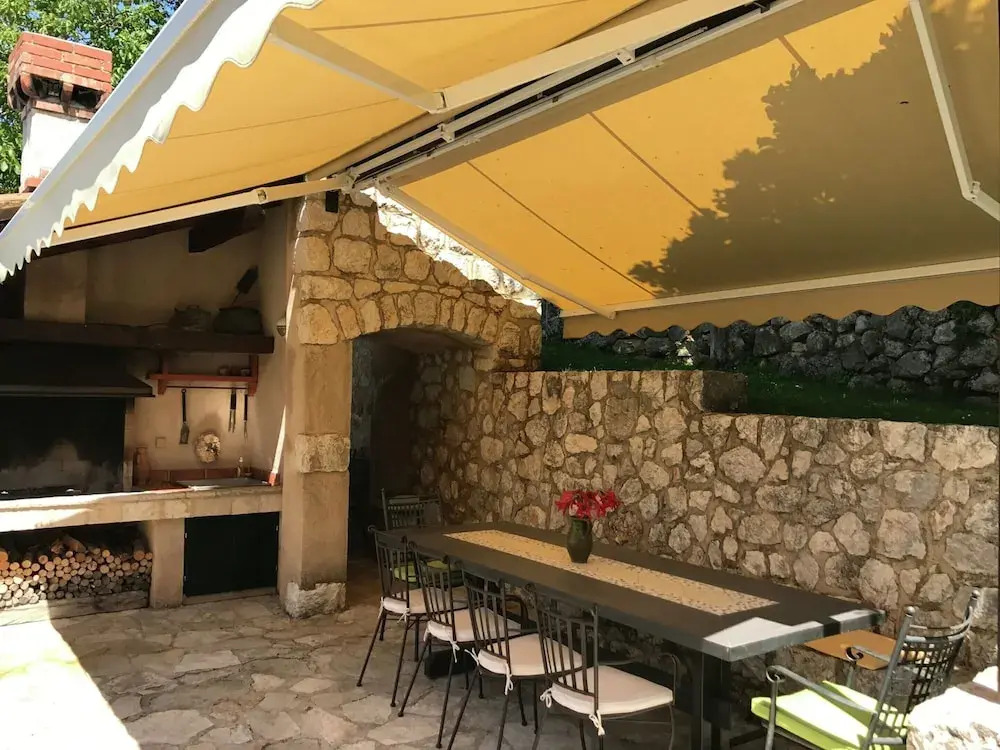 Authentic Holiday Home with Private Pool near Dubrovnik
