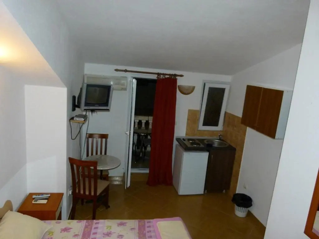 Apartments Antic