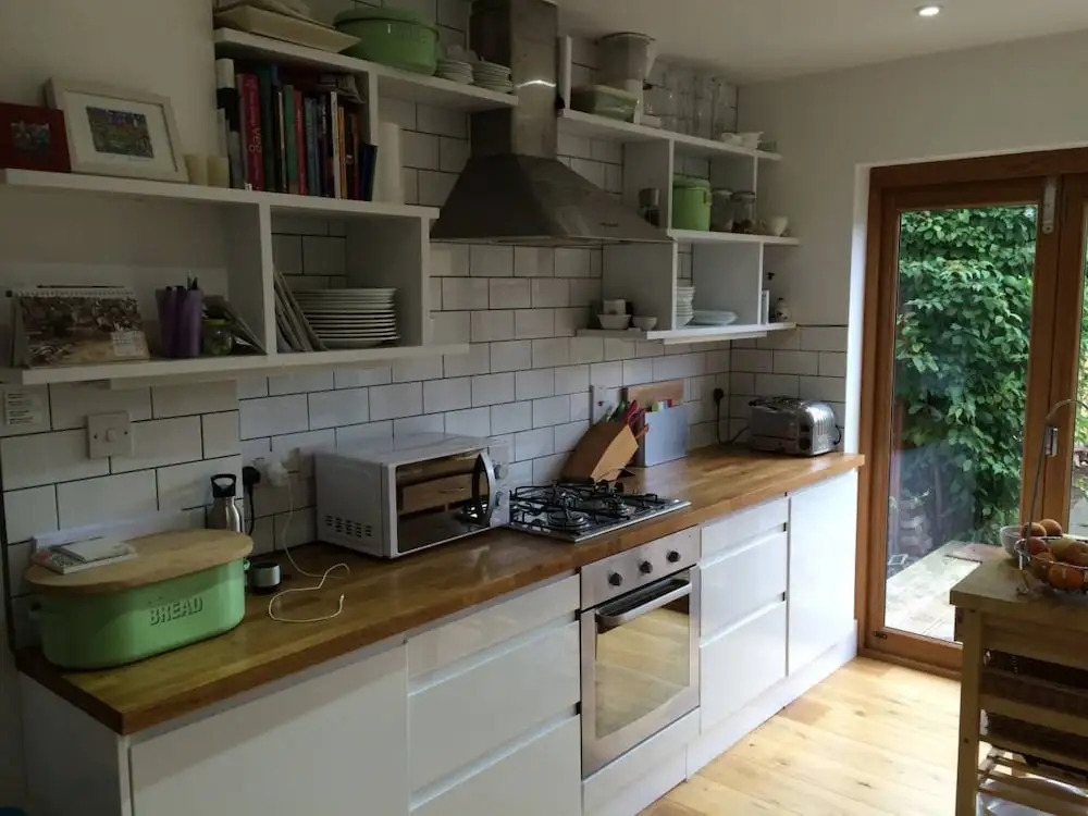 Bright 3 Bedroom Home Near Cowley Road