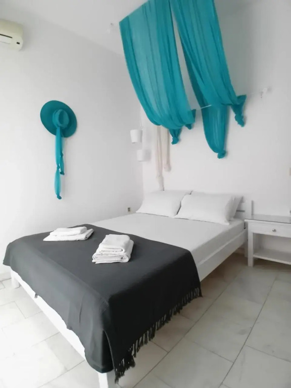 Selini House