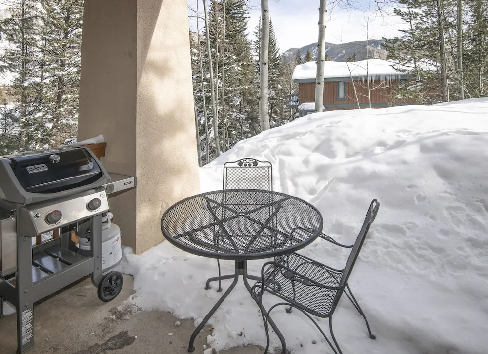 Timberfalls 1902 2 Bedroom Condo by RedAwning