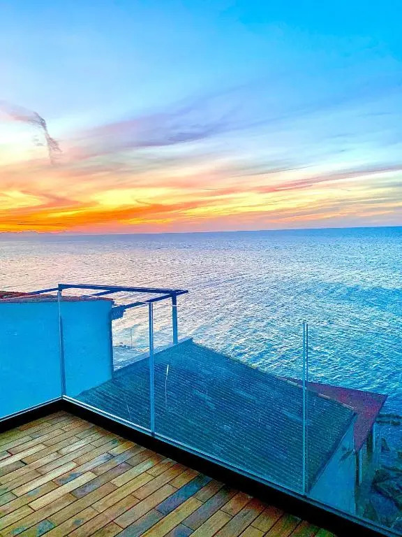 CASA SUL MARE A 30 m dalla spiaggia della Marina