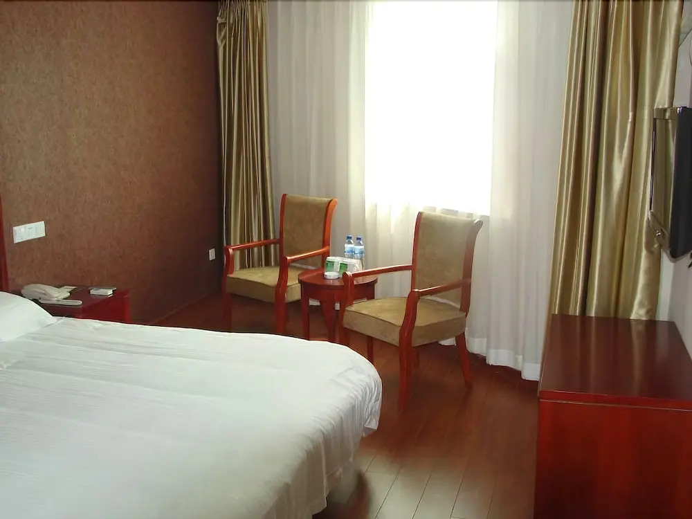 GreenTree Inn Wuxi Qingyang Road Express Hotel