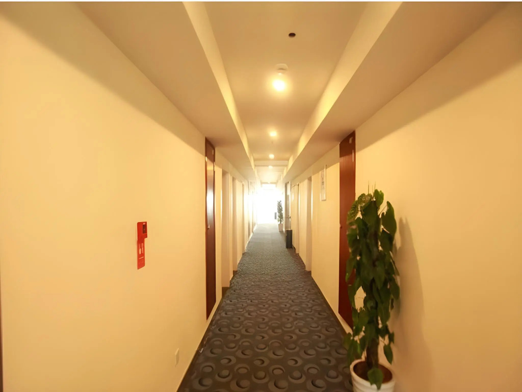 7 Days Inn Chengdu Chengyu Flyover Metro Station Branch