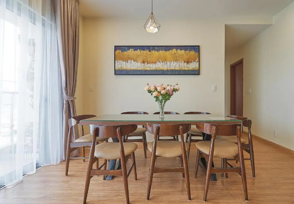 BunHomestay SPACIOUS 4 Bedroom CITY&SEA View 1 min walk to SEA
