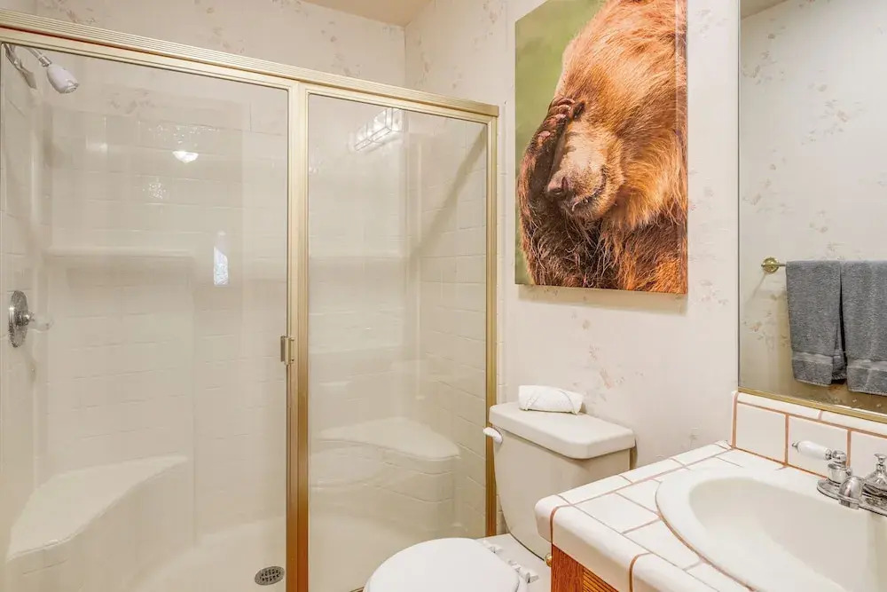 Hot Tub & Game Room: Spacious Big Bear Lake Cabin