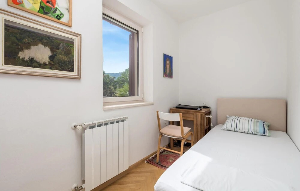 Nice Apartment in Veli Losinj With 3 Bedrooms and Wifi