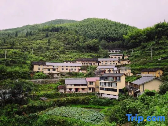Yun Shang Wu Tian Guesthouse